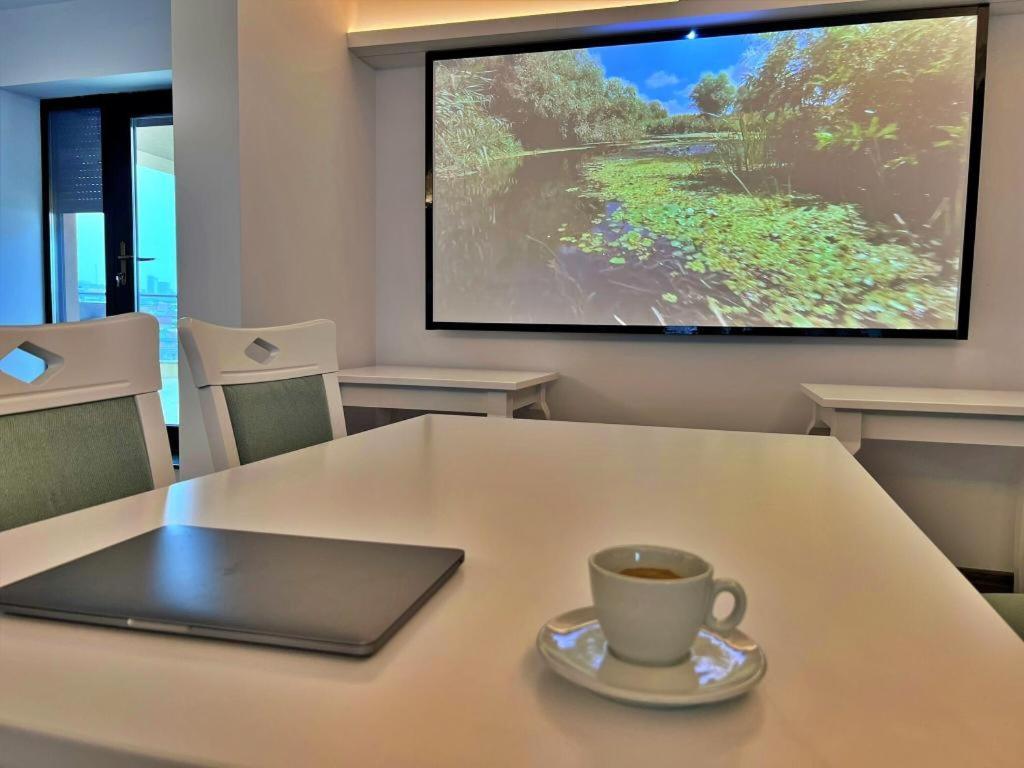 Hotel Condor טולצ'אה מראה חיצוני תמונה